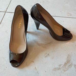 Prada “smoke” silver muted shimmer patent leather peep toe high heel, size 37